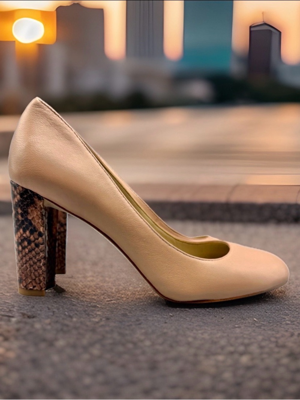 Ann Taylor Size 8 Blush Nude Pumps Snake Print Block Heel 3.5”